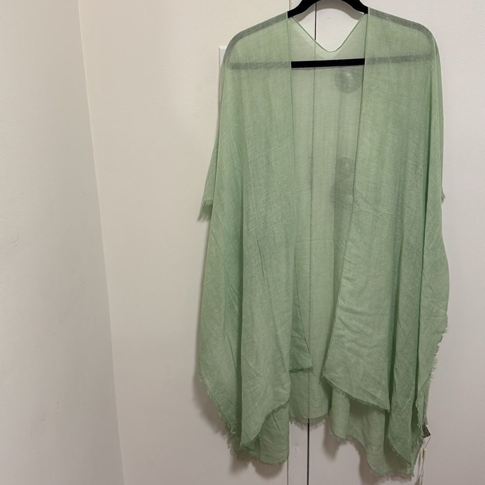 NWT JCSunny Feathery Eyelash Green Cotton Open Kimono. 
Fits size 2-22.
